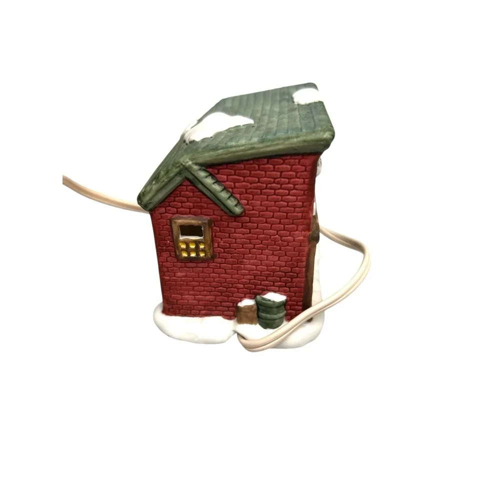 Mini Town Is Lighted General Store Porcelain Lighted‎ Christmas Decoration